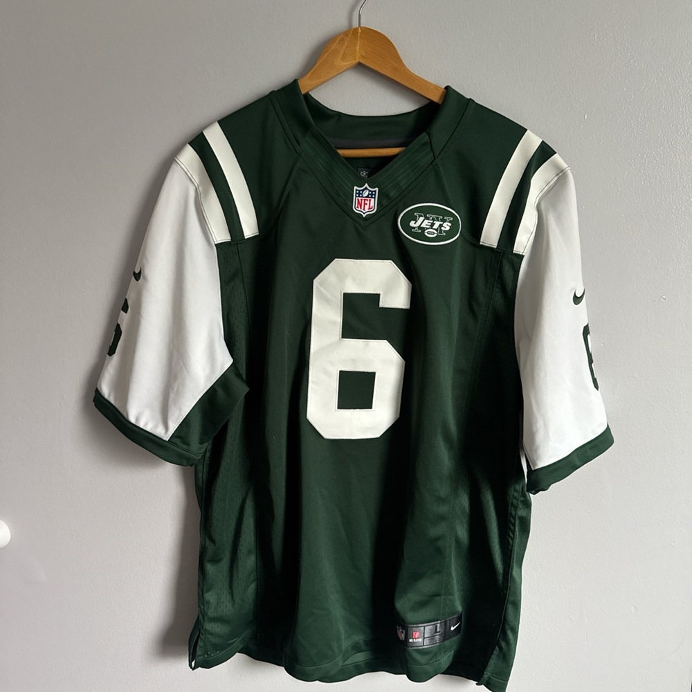 NFL Green and White Men's Shirt